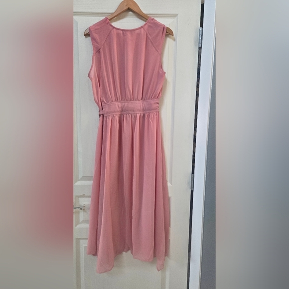 NWT Caara Clara Side Buckle Pink Handkerchief Hem Wrap Midi Dress Size Medium - Picture 10 of 10